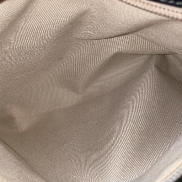 Salvatore Ferragamo purse in very good condition - Picture 15 of 17